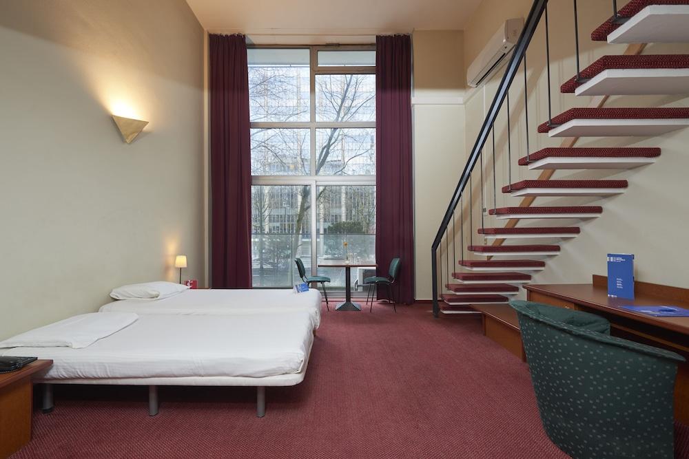 Hotel Брюксел Екстериор снимка