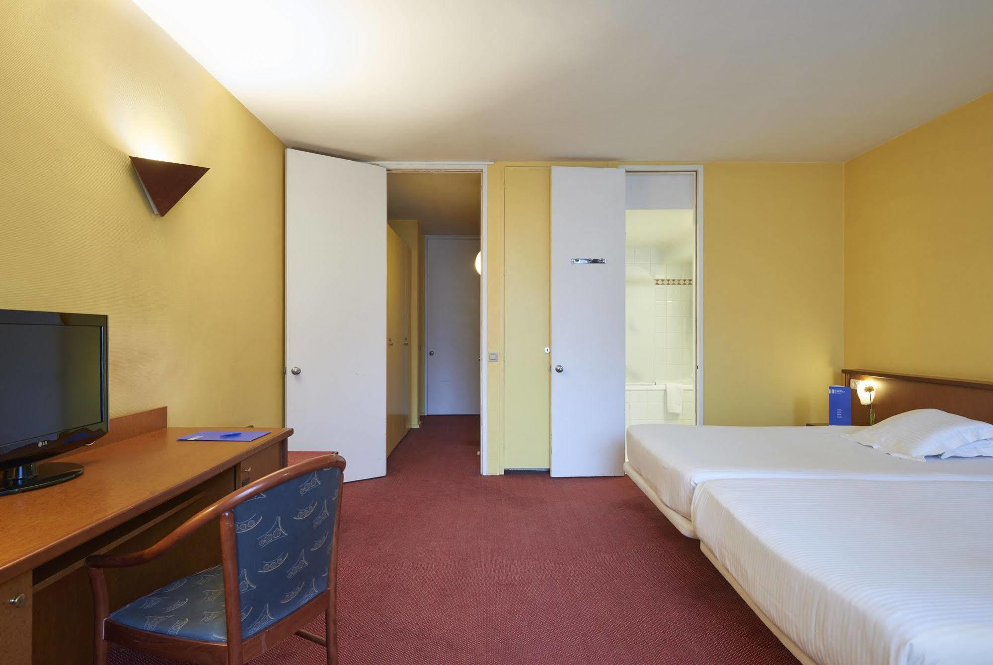 Hotel Брюксел Екстериор снимка