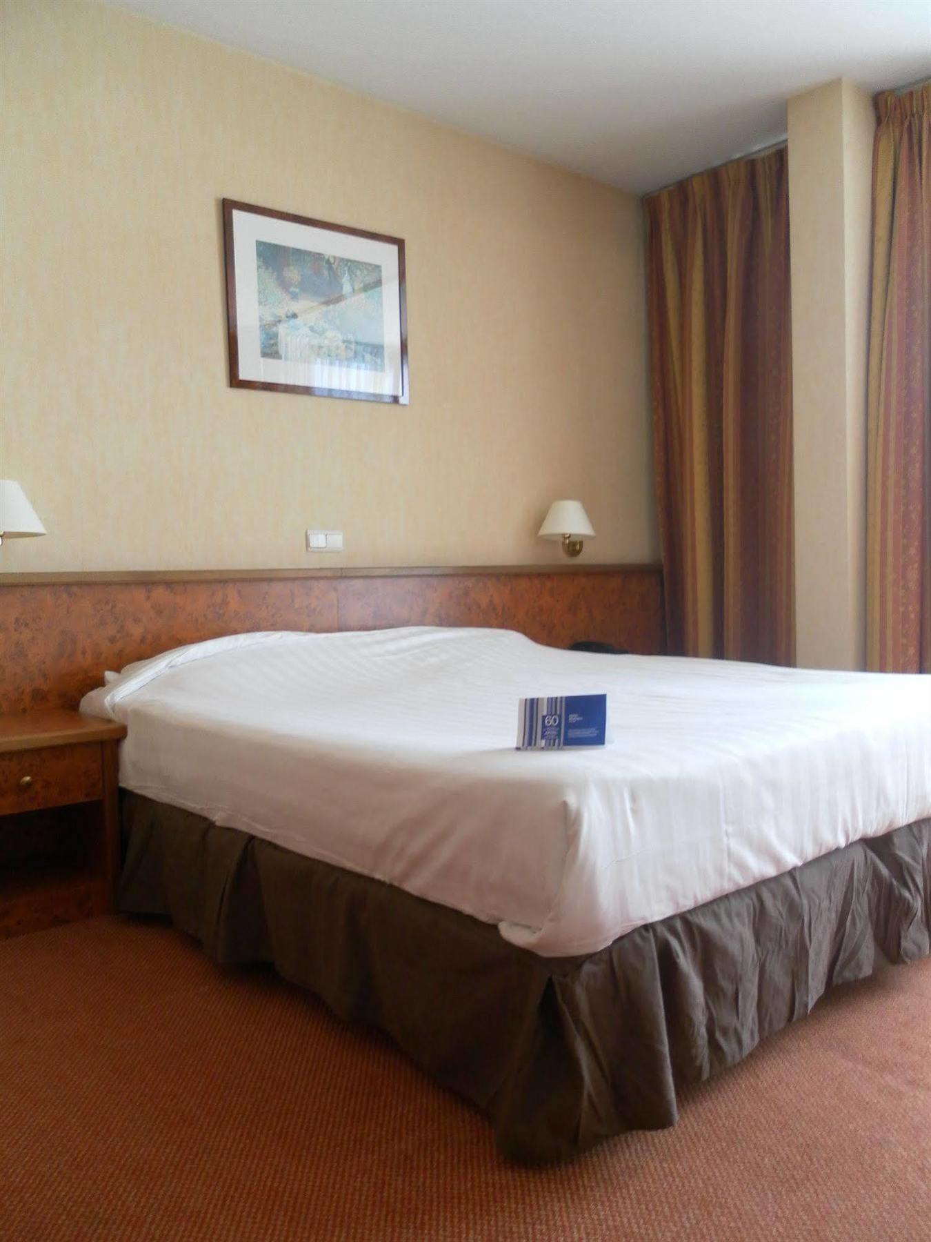 Hotel Брюксел Екстериор снимка